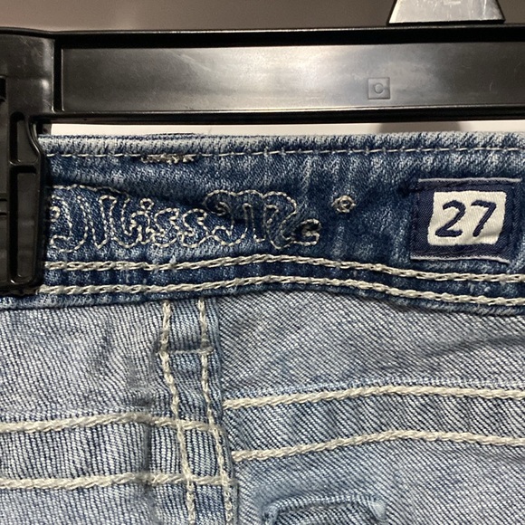 Miss Me Capris - Picture 8 of 14